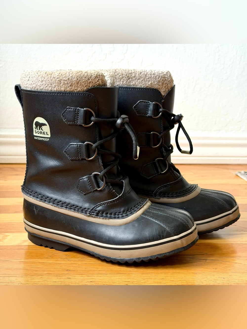 Sorel Black and Tan Men's Insulated Waterproof Lace-Up Boots
